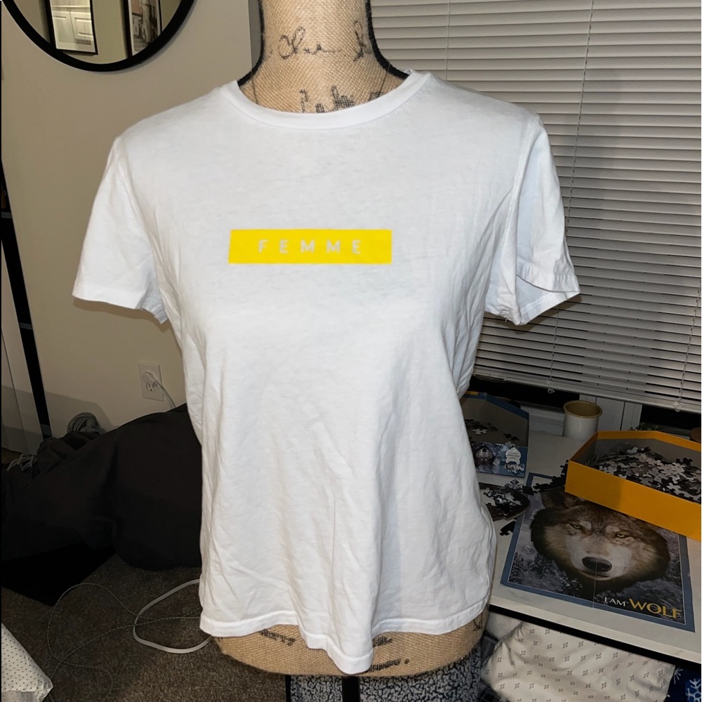 French connection M white graphic short sleeve t-shirt